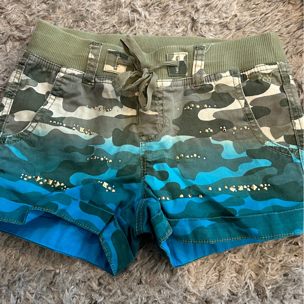 Camouflage Studded Shorts